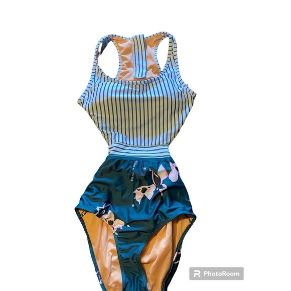 Molybell Small 4-6 Womens Swimsuit Razorback Zip NWT - Picture 2 of 12